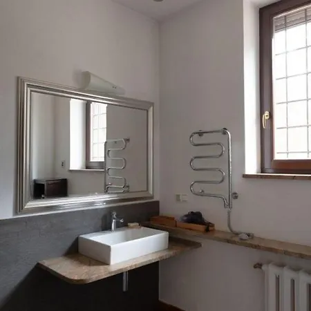 Проживание в семье Clicktheflat *